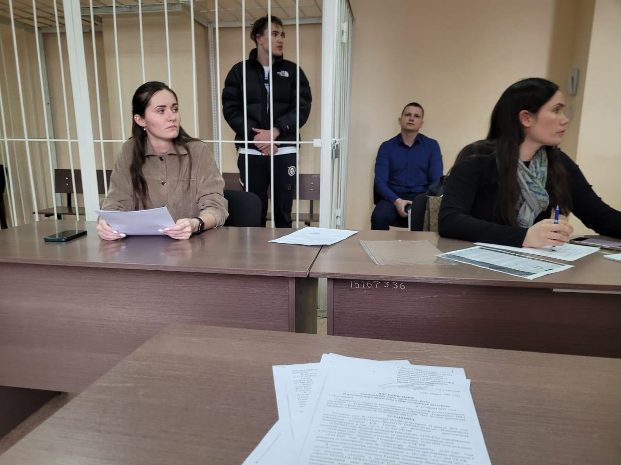 Фото «Любитель куражить». В Новосибирске будут судить сына экс-депутата за гибель женщины в ДТП 5